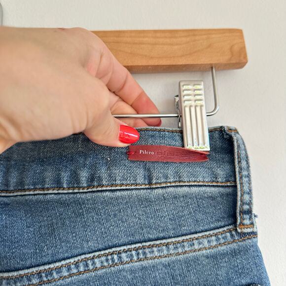 Pilcro by Anthropologie Mid-Rise Bootcut Embroidered Pom Pom Cropped Jeans 25 - Picture 7 of 10